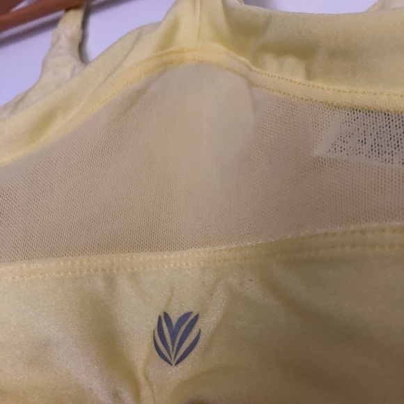 ⭐️2 for 25$  | Forever 21 yellow sports bra - Picture 4 of 5